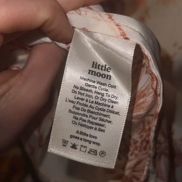 Aritzia little moon long sleeve mini dress in house design - Picture 8 of 9